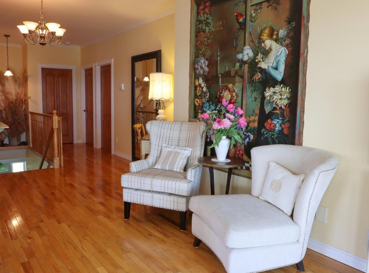 Bed & Breakfast, Gite La Princesse Des Champs Boischatel Luaran gambar